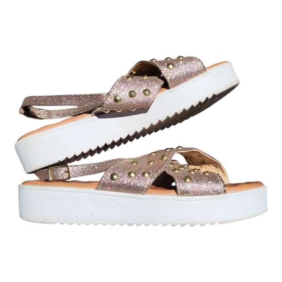 Shimmering Golden Pink Sandals with Perforated Design and Open Toe - Size 6 - Picture 3 of 5